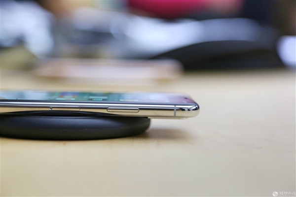 iPhone X国行海量图赏:大刘海真没法忍