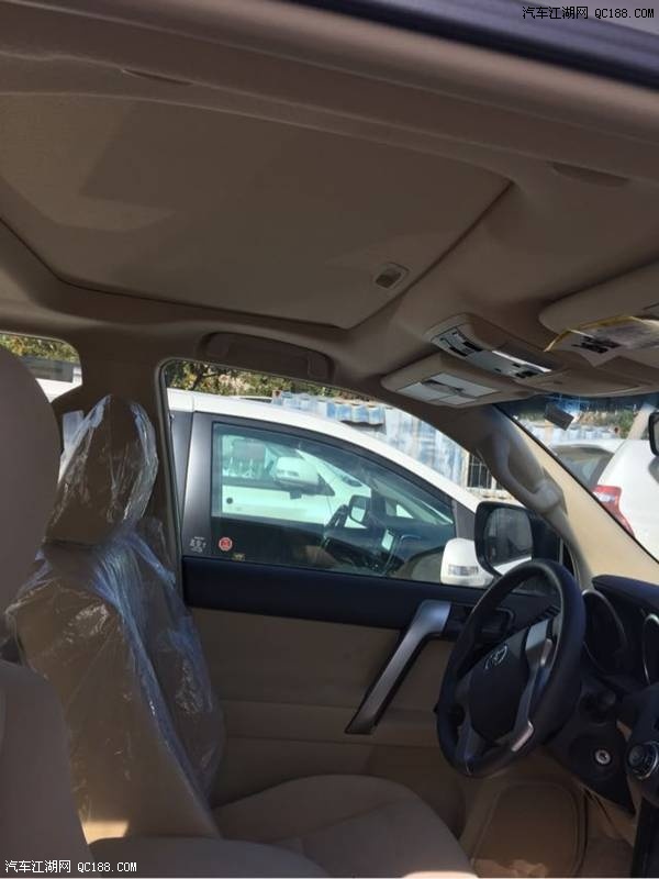 17款丰田霸道2700中东版现车价格行情