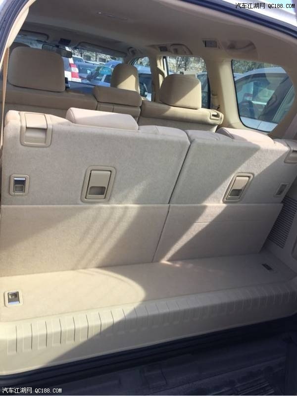 17款丰田霸道2700中东版现车价格行情