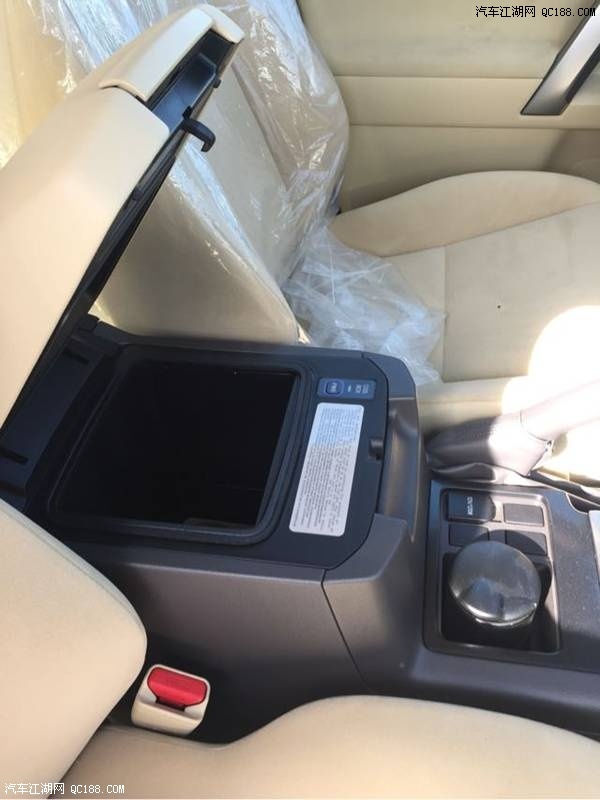 17款丰田霸道2700中东版现车价格行情