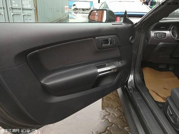 美规福特野马2.3T丰富科技安全配置解析