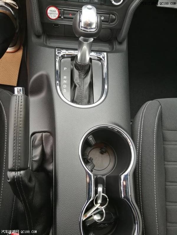 美规福特野马2.3T丰富科技安全配置解析