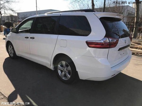 17款加版丰田塞纳3.5L商务MPV最新价格