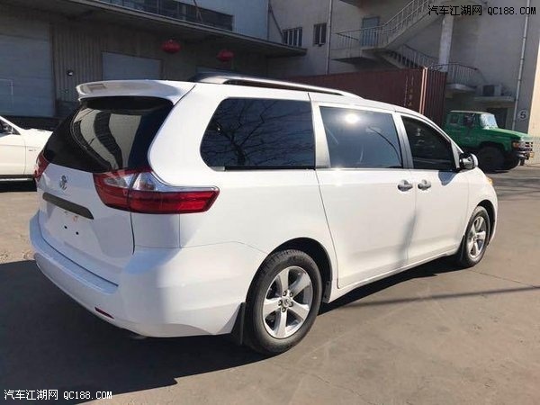 17款加版丰田塞纳3.5L商务MPV最新价格