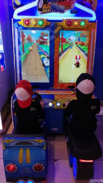 沙溢带安吉小鱼儿打游戏：分开想见到烦