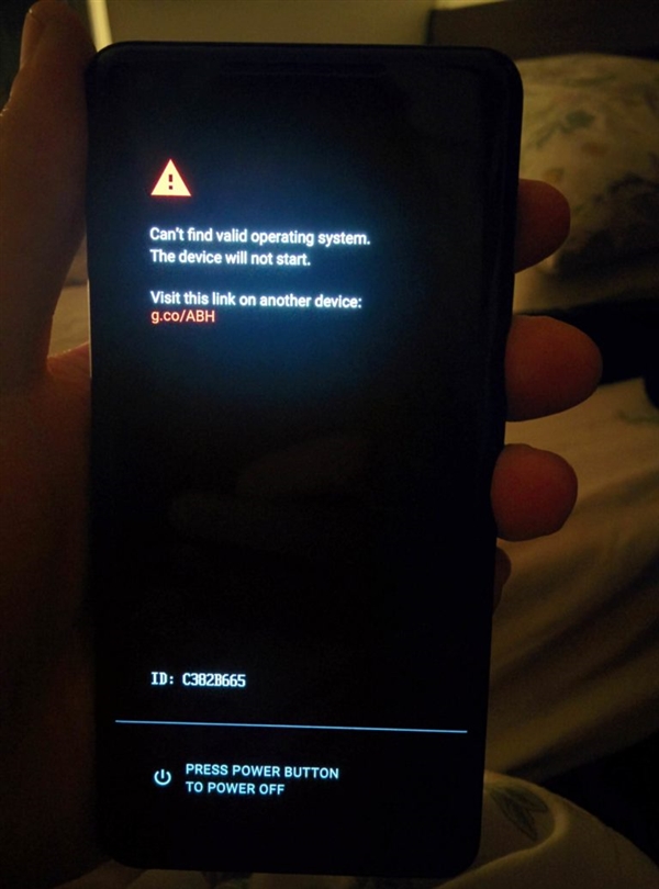 用户狂吐槽谷歌Pixel 2 XL：到手开机发现是“砖头”
