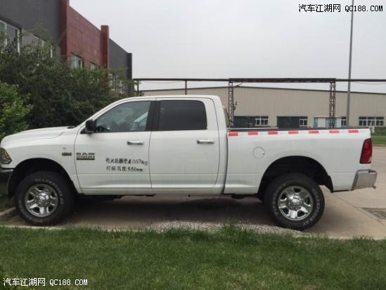 17款道奇公羊1500叛逆者四幅方向盘解析