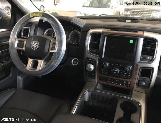 17款道奇公羊1500叛逆者四幅方向盘解析