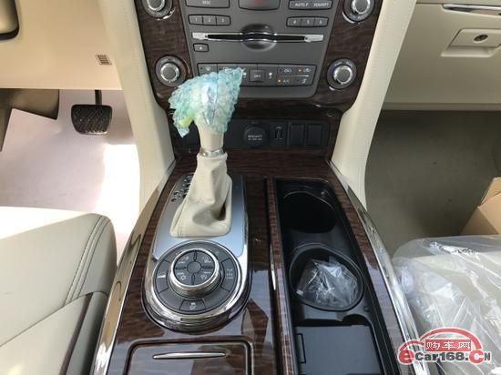 2017款日产尼桑途乐4.0 年底促销进口中东版日产途乐最低价多少钱