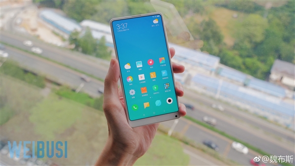 白璧无瑕！小米MIX 2全陶瓷尊享版真机图赏