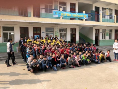 爱奇艺奇遇VR公益札记：点亮留守儿童的梦想星空