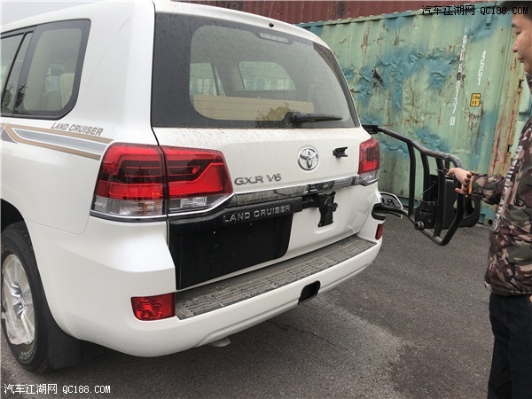 18款丰田酷路泽4000中东版油耗动力评测