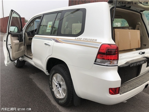 18款丰田酷路泽4000中东版油耗动力评测