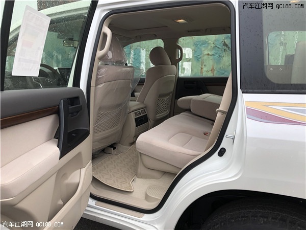 18款丰田酷路泽4000中东版油耗动力评测