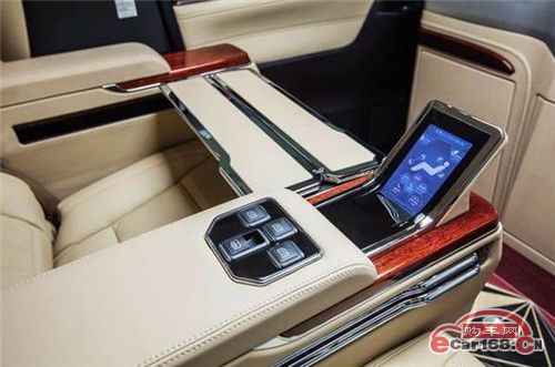2018款丰田埃尔法商务 全新配置详解报价丰田埃尔法体验不凡座舱