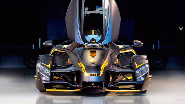 Tramontana黄金版跑车亮相 高达888马力