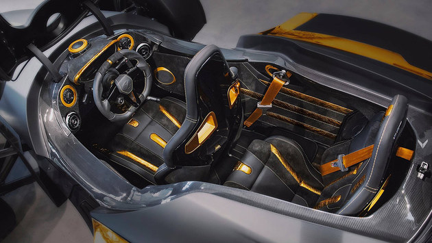 Tramontana黄金版跑车亮相 高达888马力