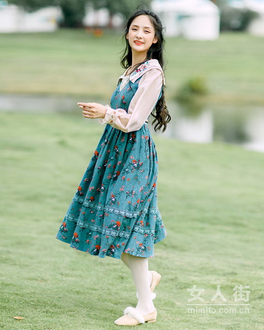 秋冬连衣裙这么穿,再冷也不怕!