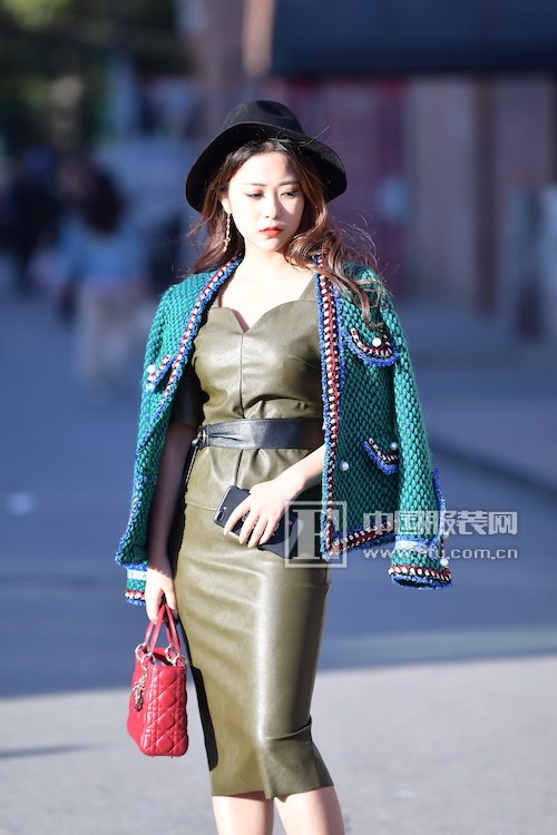 这里有本从中国国际时装周吹来的冬日时尚经