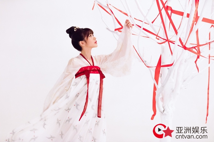 sing女团《寄明月》mv上线 视觉冲击力十足