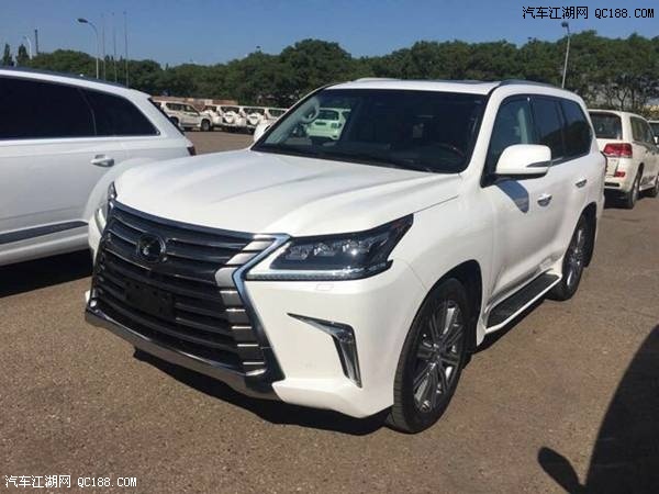 17款雷克萨斯LX570加版八座空间现车评测