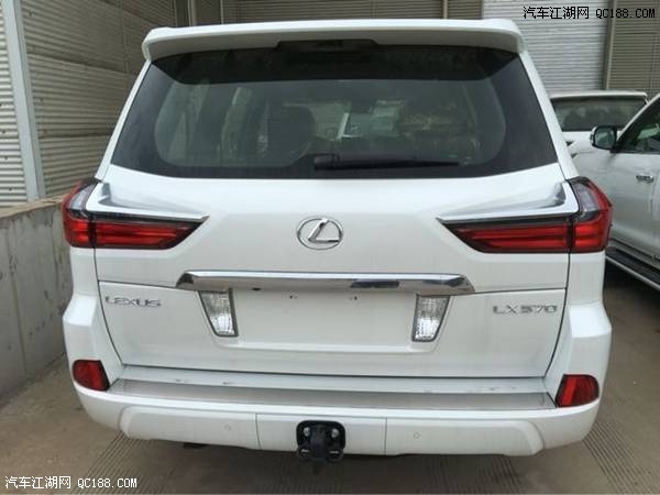 17款雷克萨斯LX570加版八座空间现车评测