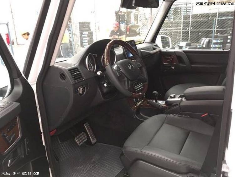 17款奔驰G500进口原装天津港现车介绍