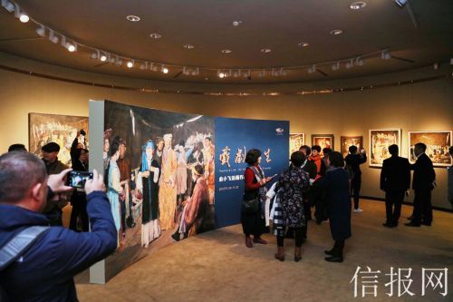 俞小飞油画作品展亮相大剧院