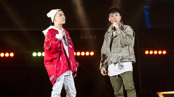 胡彦斌助阵中国有嘻哈首场个人演唱会&nbsp;Jony&nbsp;J说这件事做得太酷了