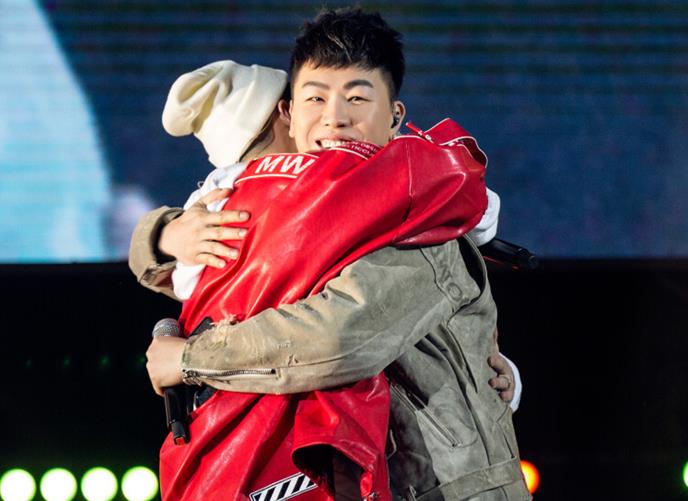 胡彦斌助阵中国有嘻哈首场个人演唱会&nbsp;Jony&nbsp;J说这件事做得太酷了