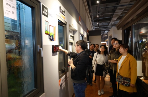 百安居家居智慧门店开业逾半月 千万粉丝共享智能化购物