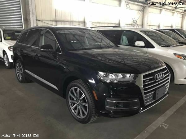 17款奥迪Q7加规版现车实拍配置报价解析