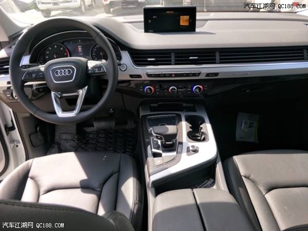 17款奥迪Q7加规版现车实拍配置报价解析