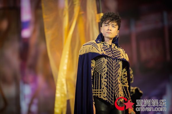 古巨基《我们》巡演广州站：歌者与乐迷是生命共同体