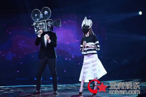 吴克群王心凌合唱倒带 网友:两人在一起了?