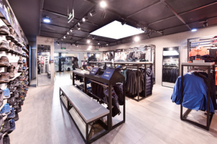 阿迪达斯探锐北京王府井店盛大揭幕