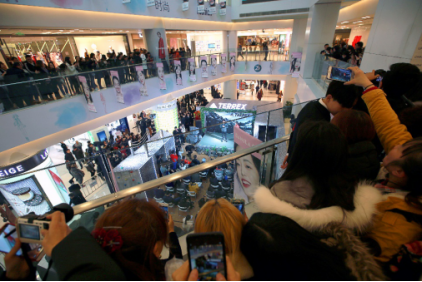 阿迪达斯探锐北京王府井店盛大揭幕