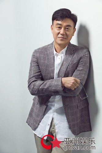 何冰谈演员的诞生 综艺能说清楚要学院干嘛?