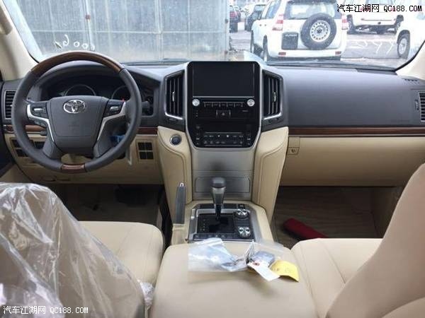 17款进口酷路泽5700顶级配置参数报价