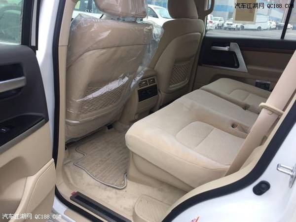 17款进口酷路泽5700顶级配置参数报价