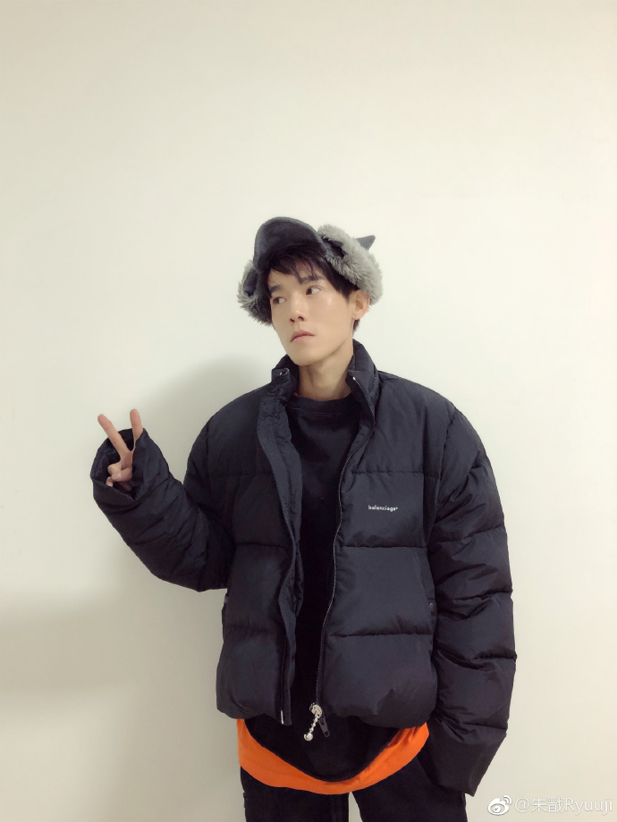 朱戬： 我是钻研剧本继续拍的boy