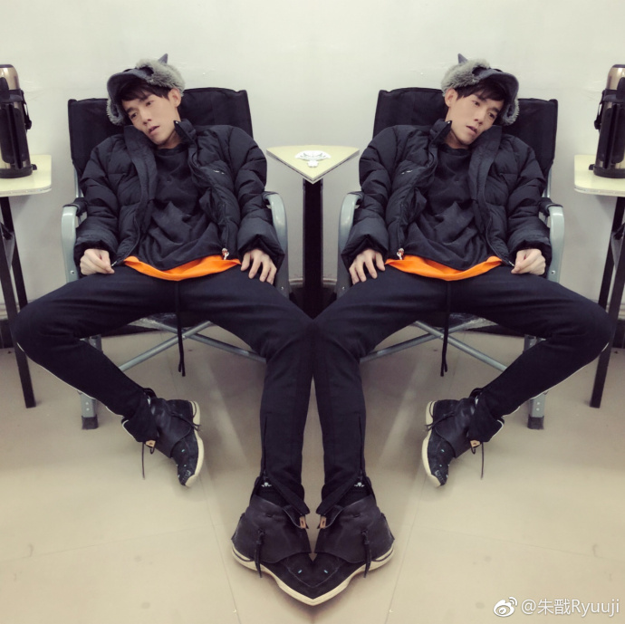 朱戬： 我是钻研剧本继续拍的boy