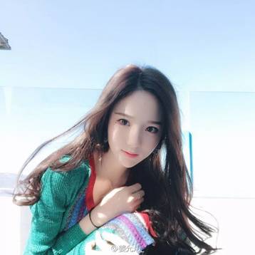 为了帮主播拉票，福建土豪竟包下报纸整版广告