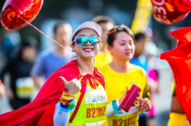 唤醒心中的英雄——2017腾冲国际马拉松赛完美收官！