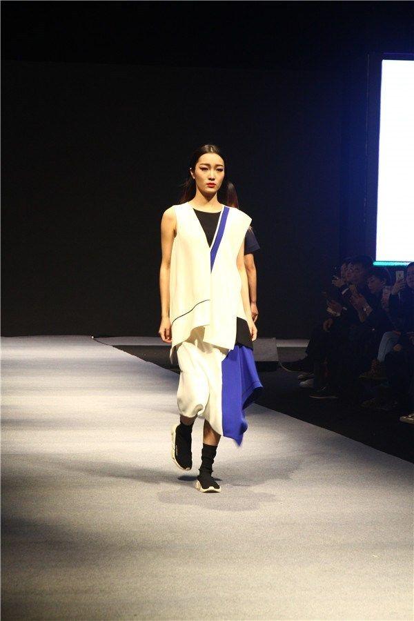 JEXT SHOWROOM 2018春夏新品发布会柯桥举办