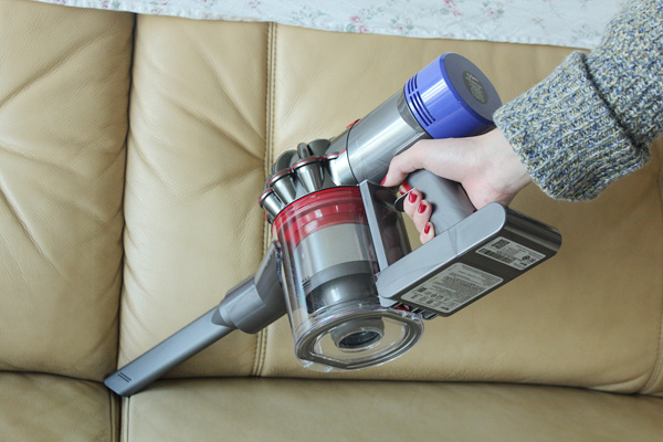 Dyson戴森V8 Absolute无绳吸尘器评测