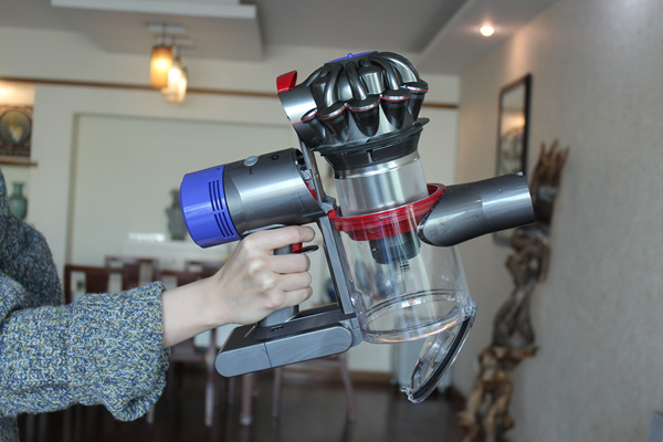 Dyson戴森V8 Absolute无绳吸尘器评测