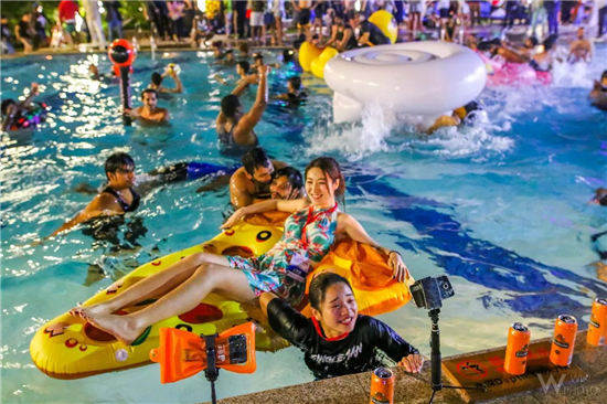 世界青年齐聚第二届海南国际旅游岛（陵水）青年狂欢节