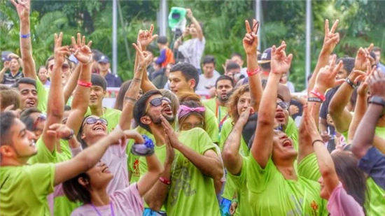 世界青年齐聚第二届海南国际旅游岛（陵水）青年狂欢节