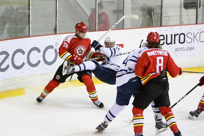 9分钟4球绝地反击 昆仑鸿星青年军4-1复仇莫斯科迪纳摩